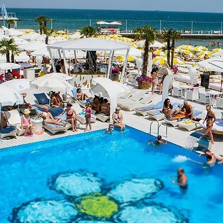 Pleasure Near Center Of Odessa